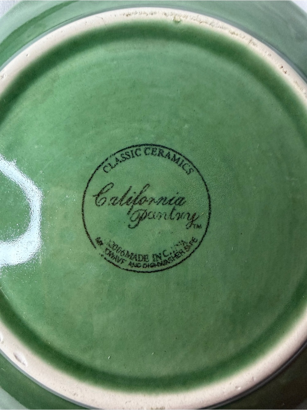 California Pantry Green Sage Sculpted Ceramic Scalloped Appetizer Plate (6") - Picture 2 of 3